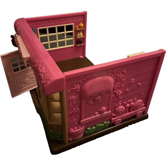 Lil Woodzeez Bataat Bakery Shop Calico Critters Play Set Pink Building Only Toy - Picture 4 of 16